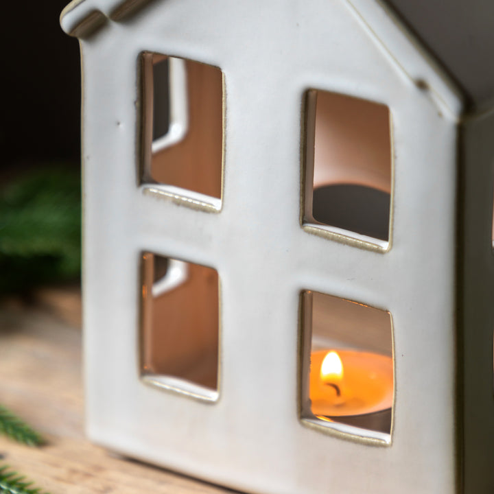 Pearly White Houses Tealight Holder