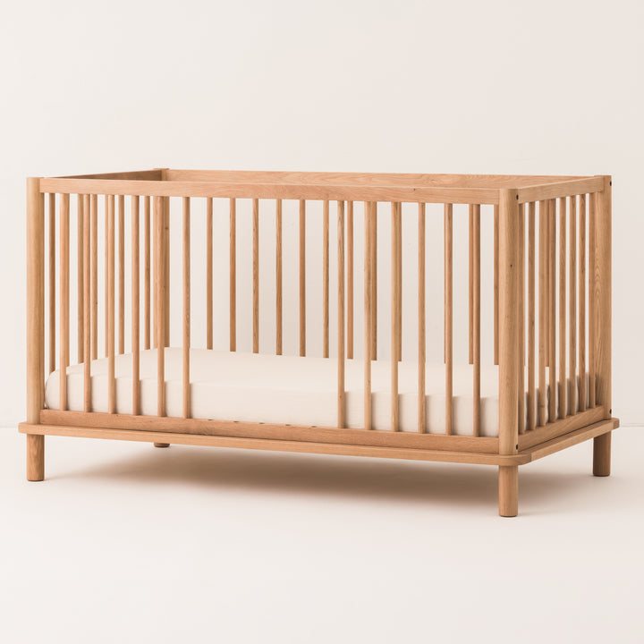 New Oakwood Latitude Evolving Solid Oak Crib by Nobodinoz