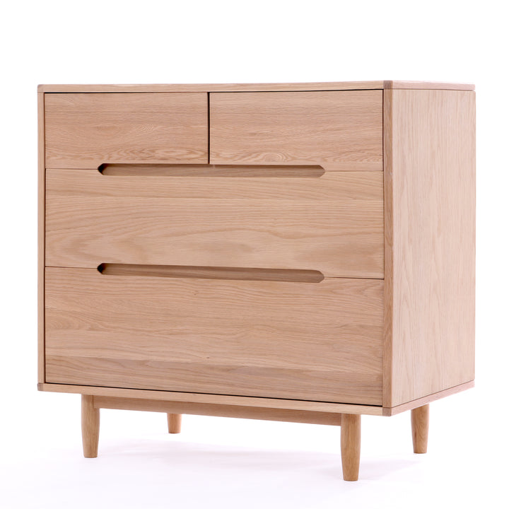 Pure Oakwood Kommode / Puslebord fra Nobodinoz