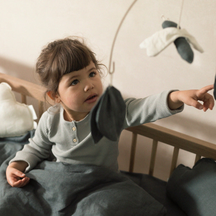 Ensemble de Couette Lin Francais en Vert Bleu par Nobodinoz