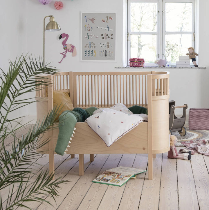 Sebra Wooden Edition Baby And Jr Cot Bed fra Sebra