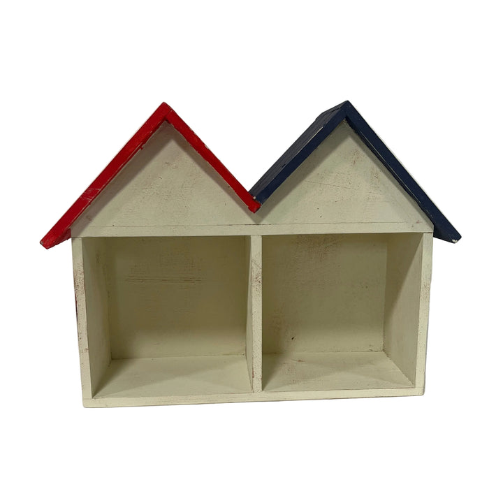 Beach Hut Shelving Decor