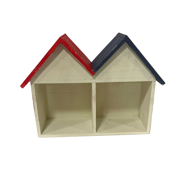 Beach Hut Shelving Decor