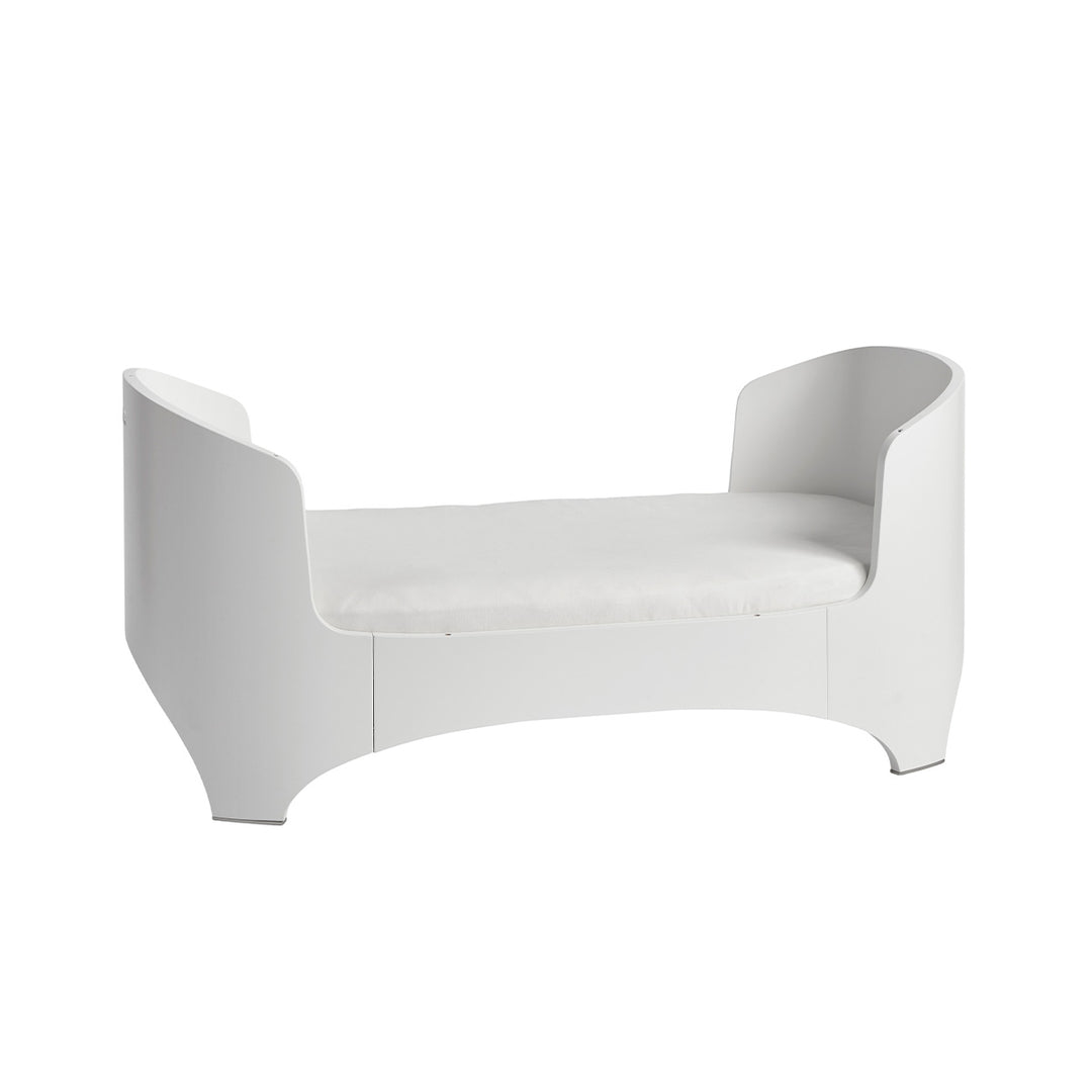 Leander Classic™ Baby Cot Bed 0-3 yrs in White