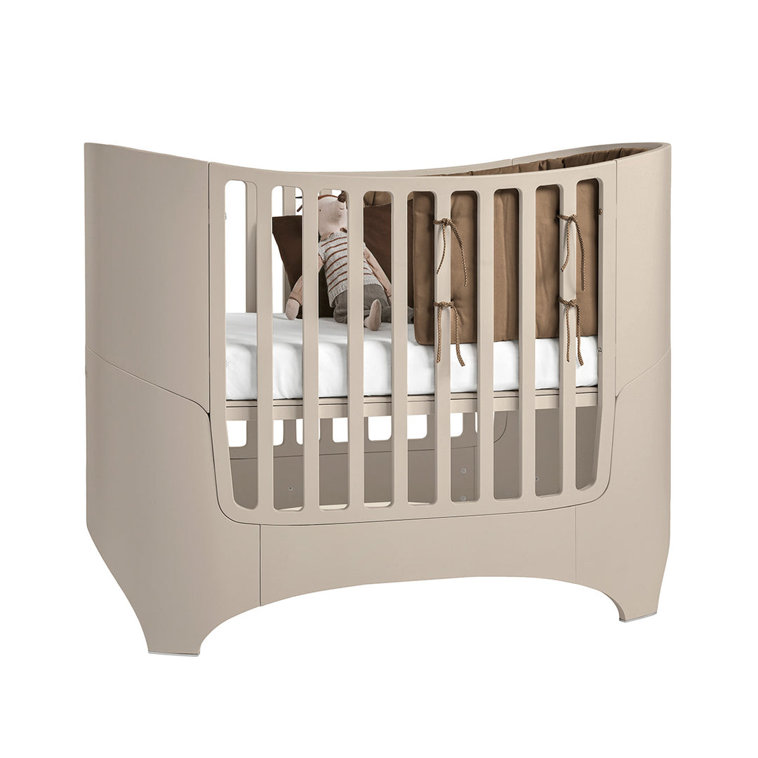 Leander Classic™ Baby Cot Bed 0-3 yrs in Cappuccino