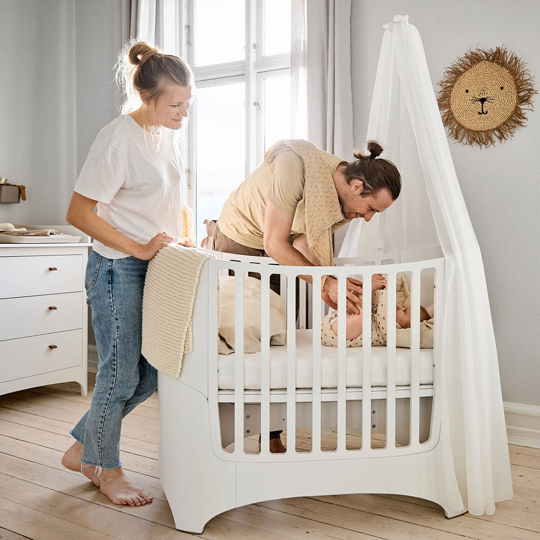 Canopy Rod for Leander Classic™ Baby Cot in White