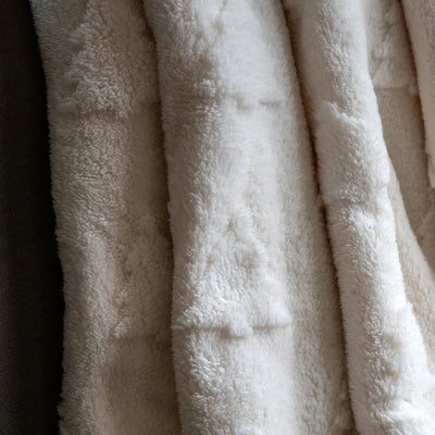 Deco Luxe Christmas Tree Sherpa Throw