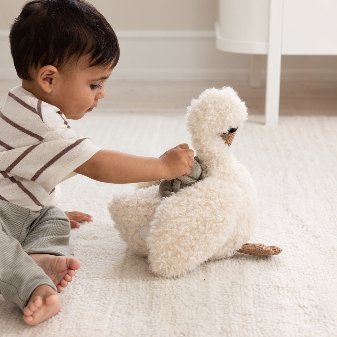 Sebra Swan Activity Toy with Frog and Rattling Bee