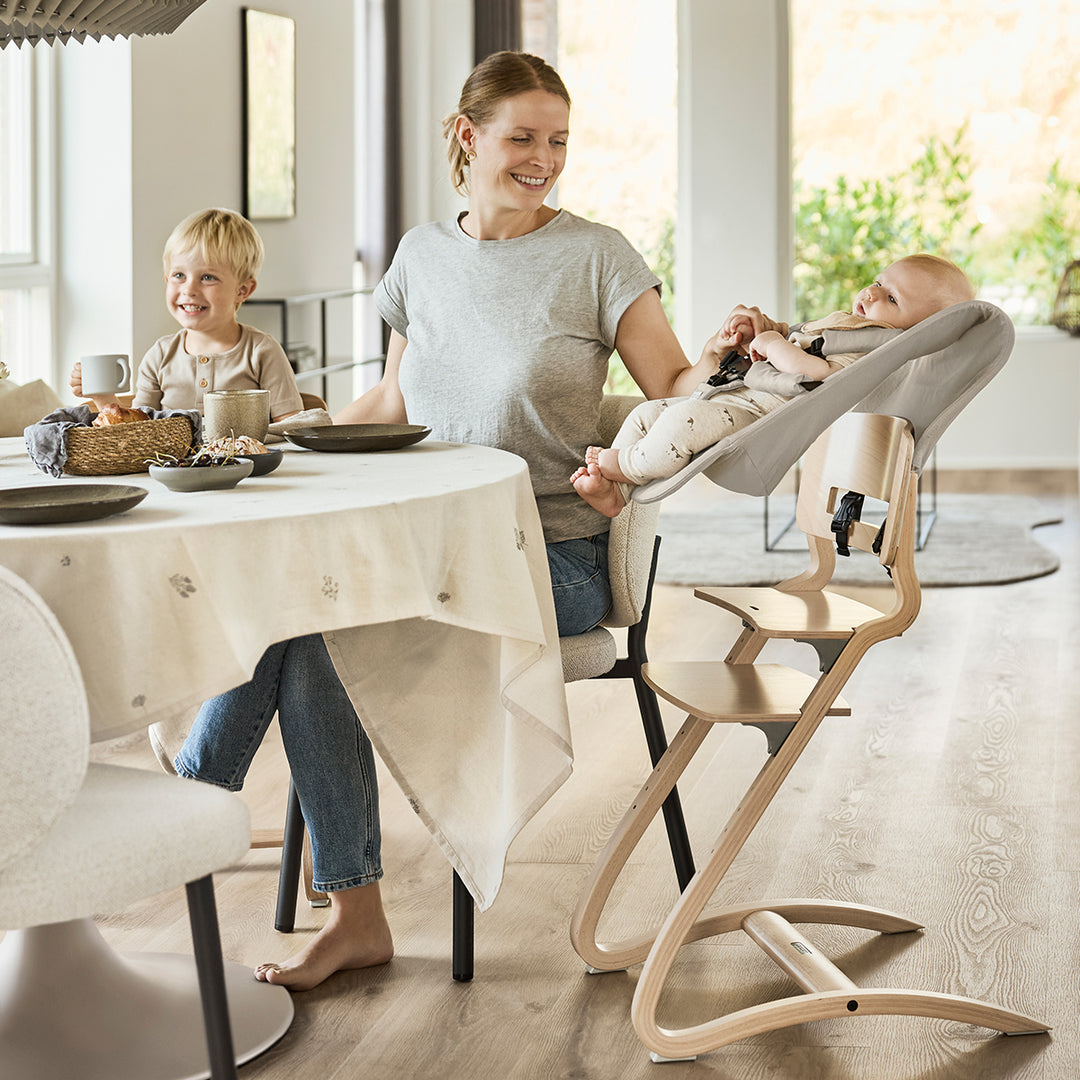Newborn Seat for Leander Highchair Cappuccino