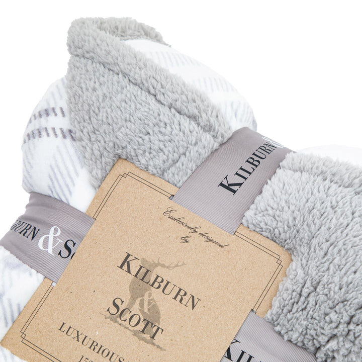 Tartan Sherpa Throw in Grey