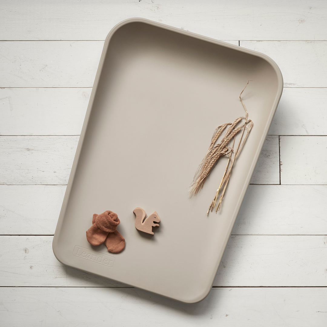 Leander Matty™ Changing Mat Cappuccino