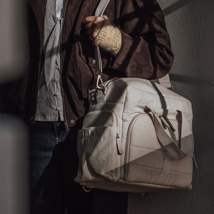 Sebra On-the-go Nursing Bag in Morning Beige Melange