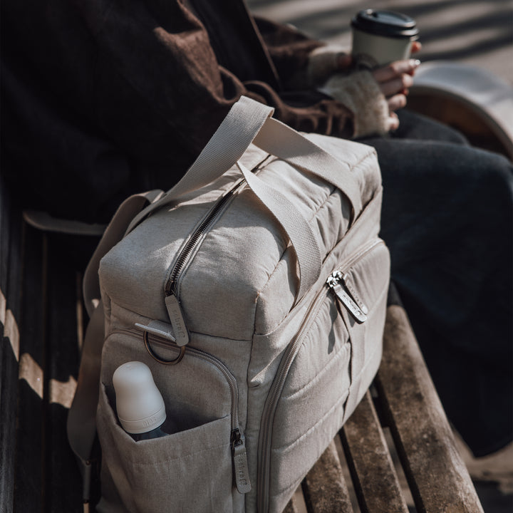 Sebra On-the-go Nursing Bag in Morning Beige Melange