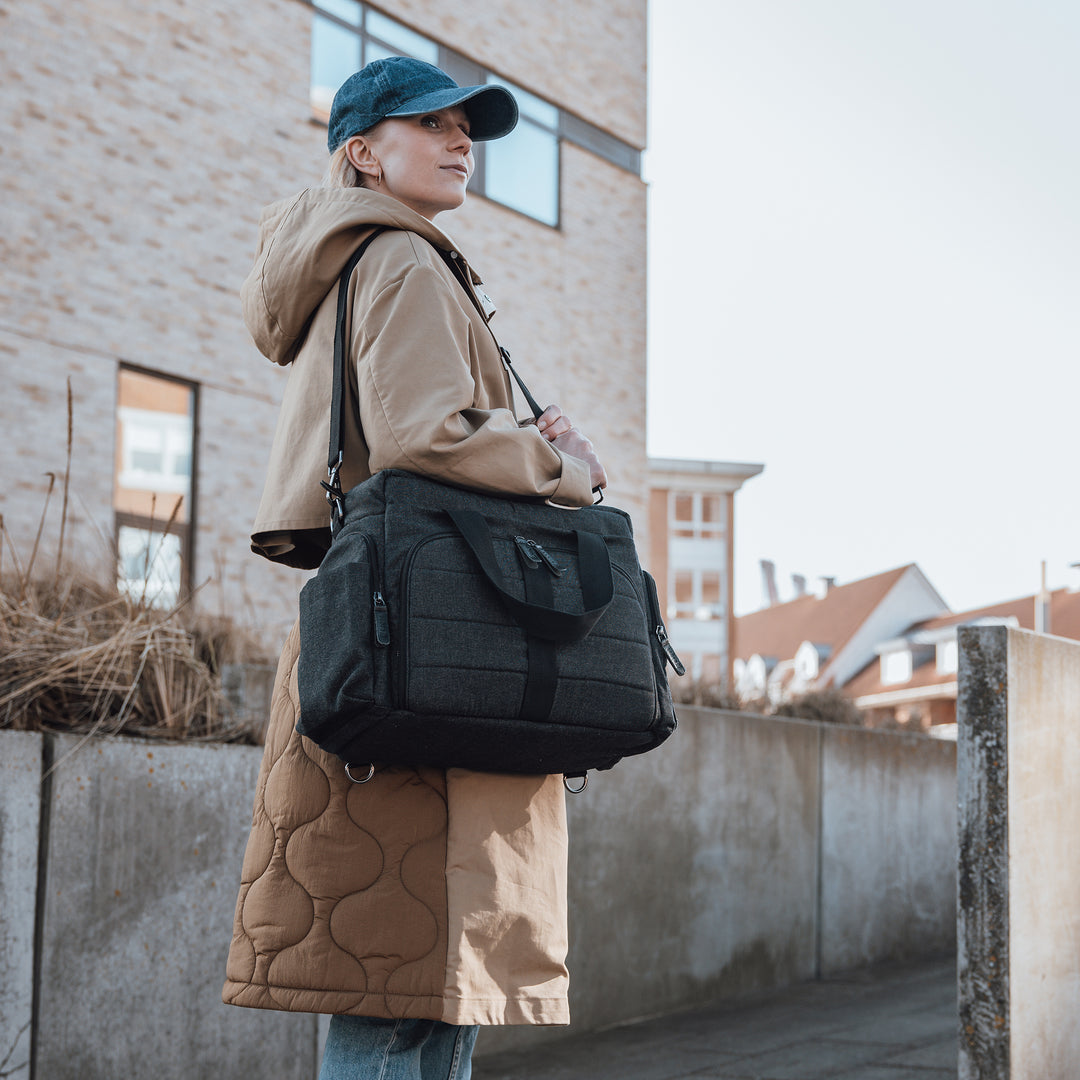 Sebra On-the-go Nursing Bag in Dark Grey Melange