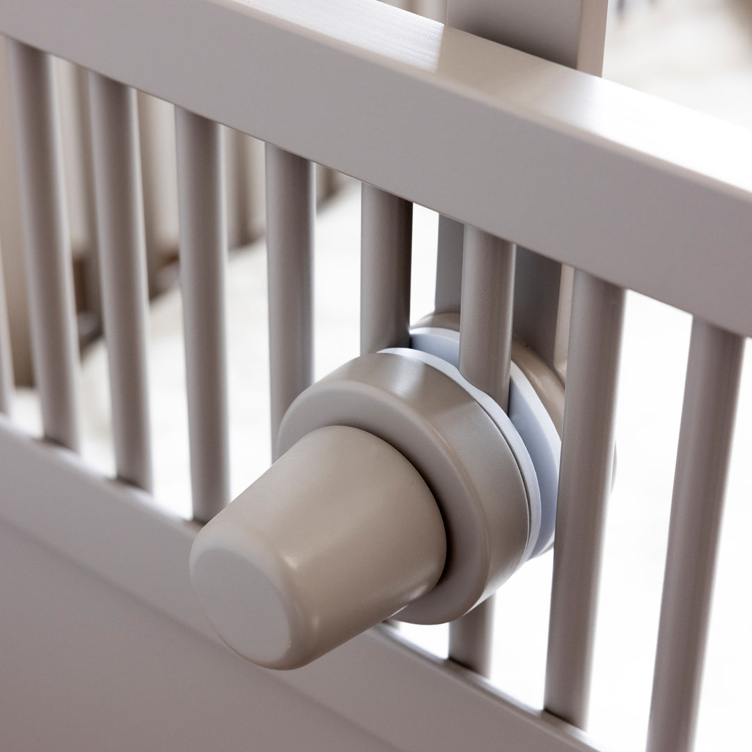 Sebra Wooden Mobile Holder - Jetty Beige