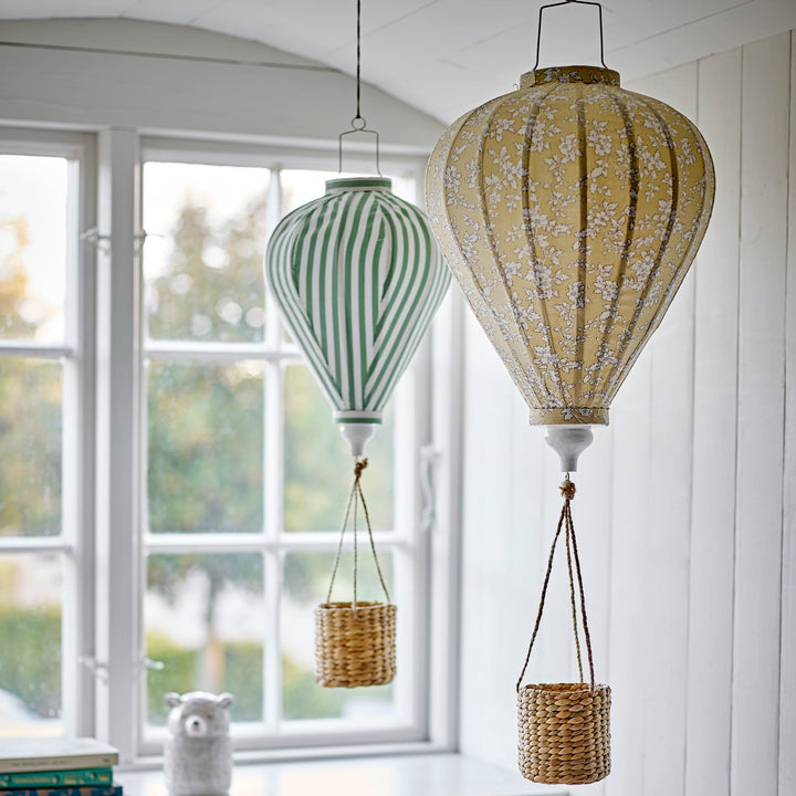Pomp Balloon Mobile in Green