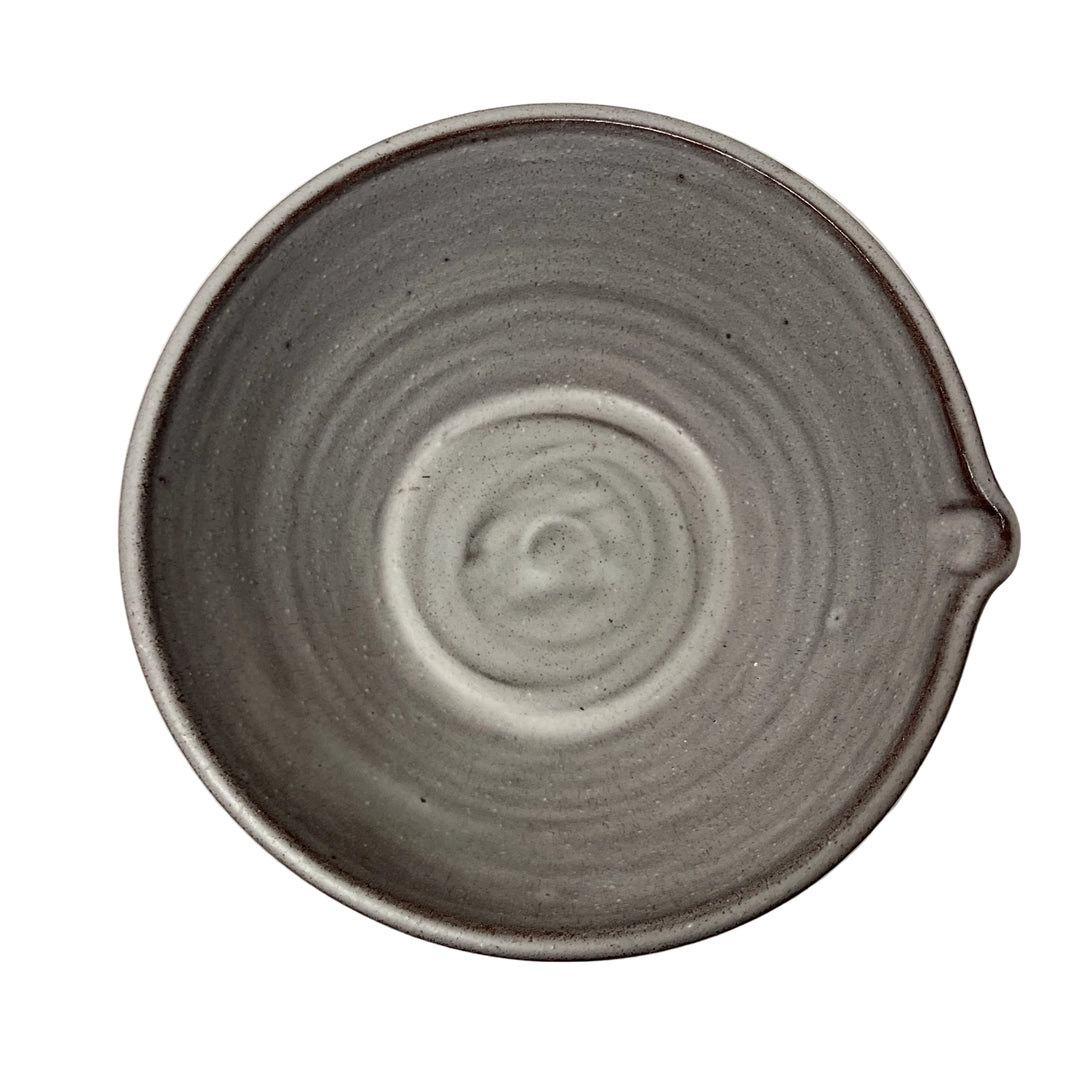 Small Round Rimmed Pouring Bowl
