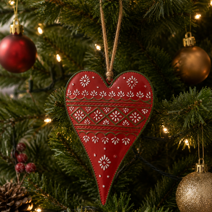 Large Metal Heart Hanging Shaped Tree Decor Red