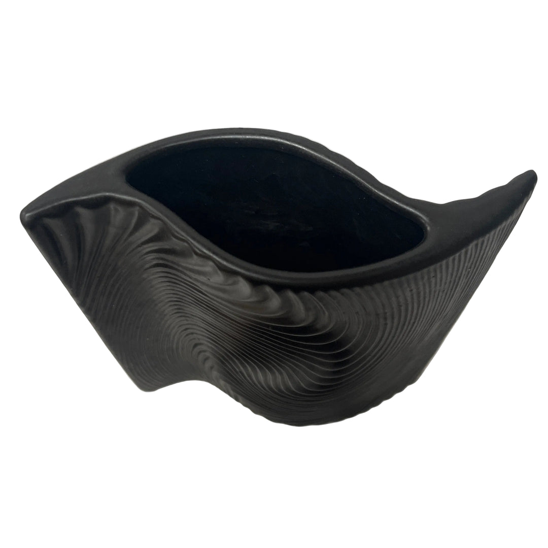 Medium Vase Black Sands