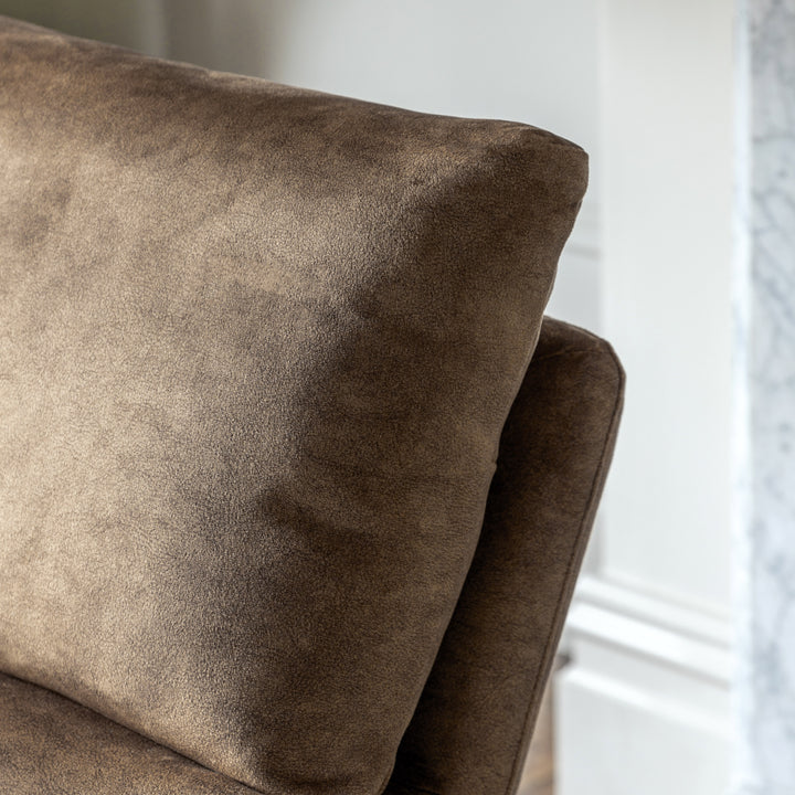 Fabien Lounger in Mineral