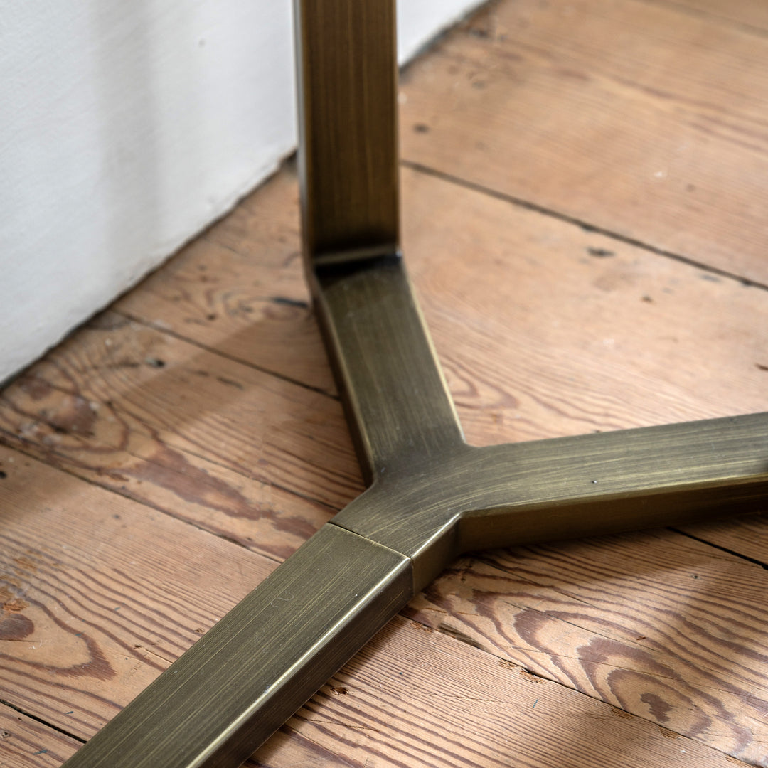 Moderna Console Table