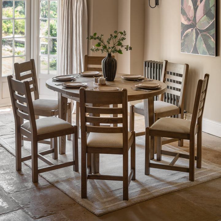 Hardwick Round Extending Dining Table