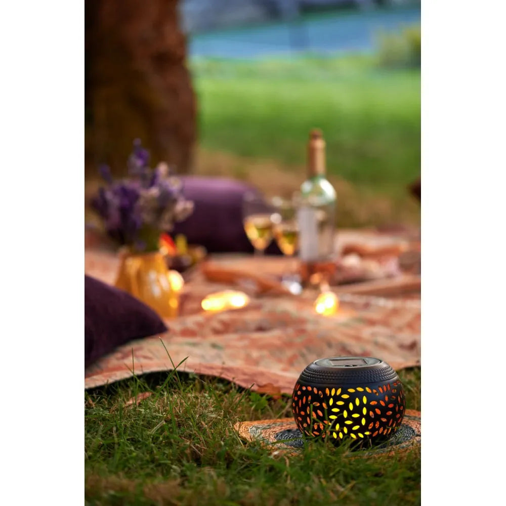Outdoor Solar Flame Lantern