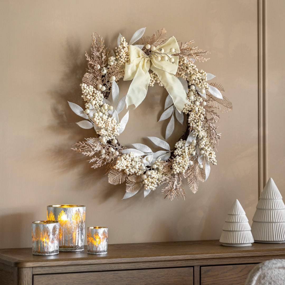 Berry Wreath Cream