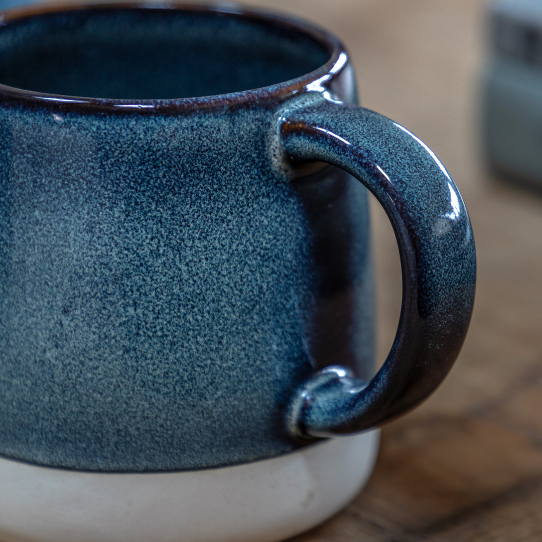 Set of 4 Reactive Glaze Mugs in Ink Blue