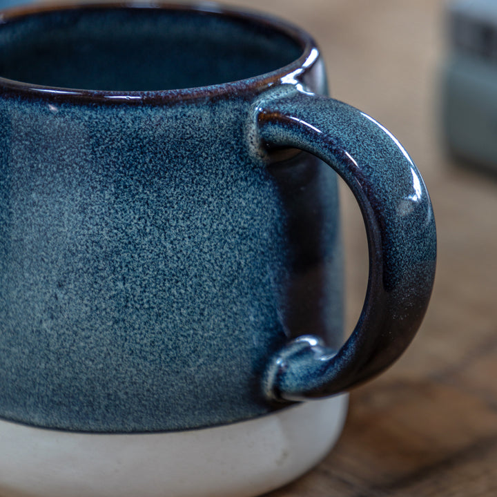 Set of 4 Reactive Glaze Mugs in Ink Blue