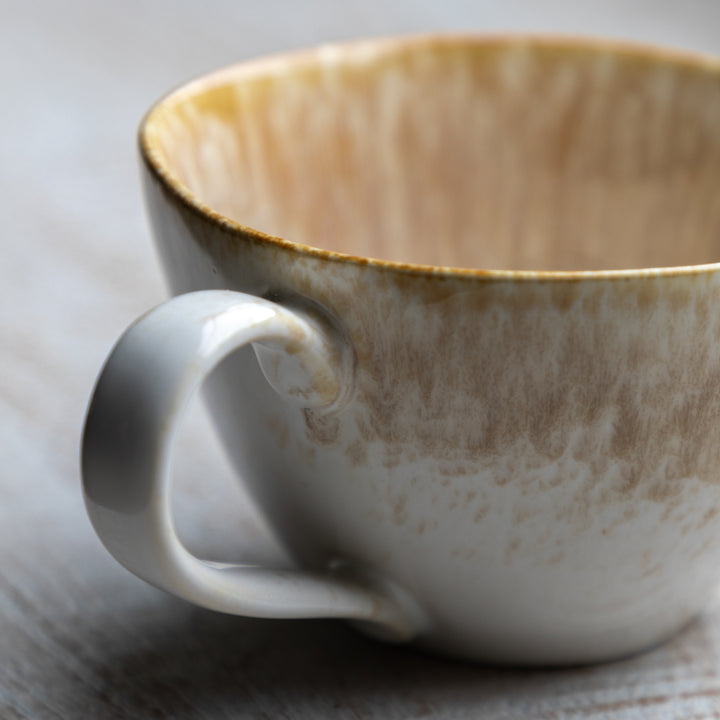 Set of 4 Reactive Organic Mugs in Camel