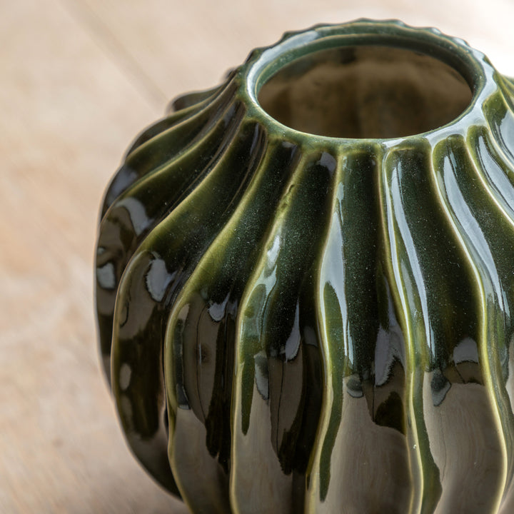 Small Organic Ribbed Vase
