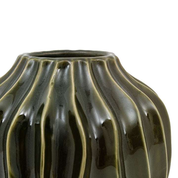 Small Organic Ribbed Vase