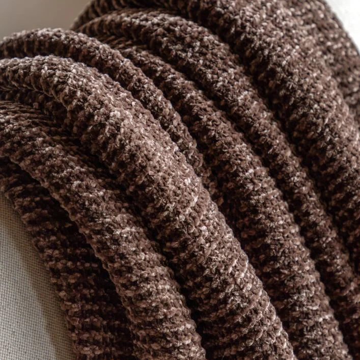 Deco Luxe Chunky Chenille Throw