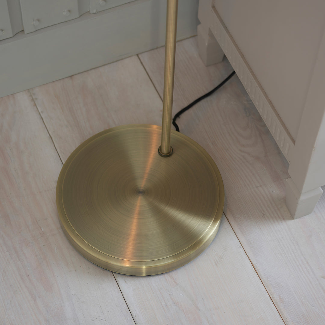 Hansen Floor Lamp in Antique Brass