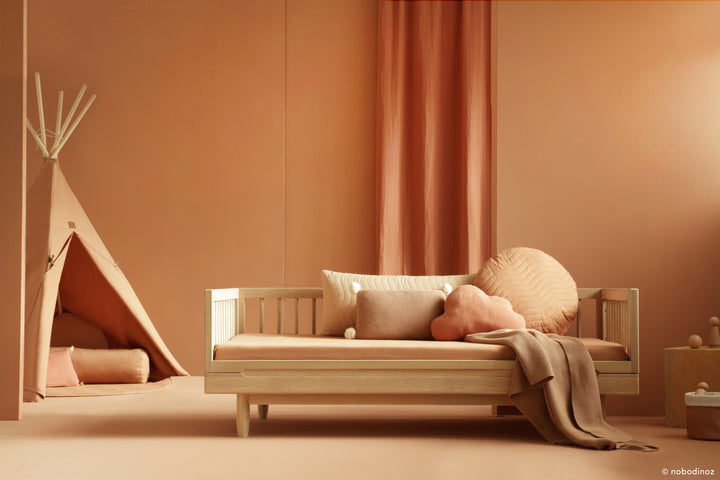 Pure Oakwood Evolution Crib fra Nobodinoz