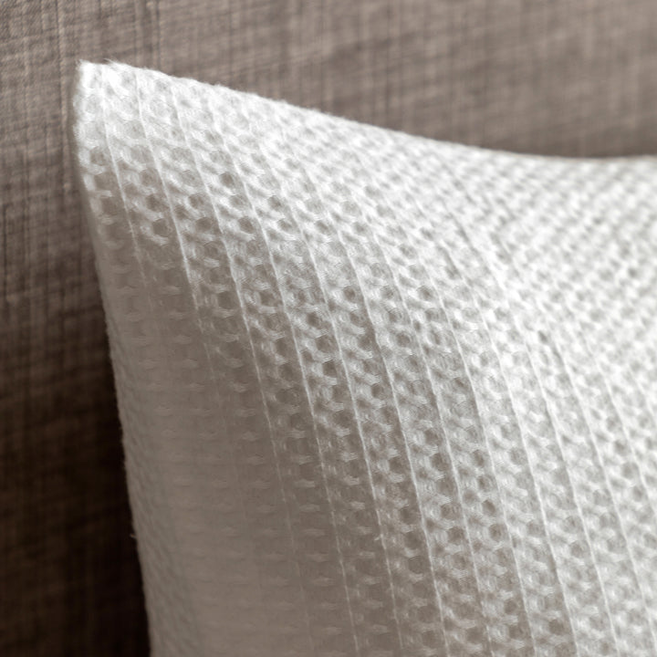 Mira Jacquard Duvet Set in White