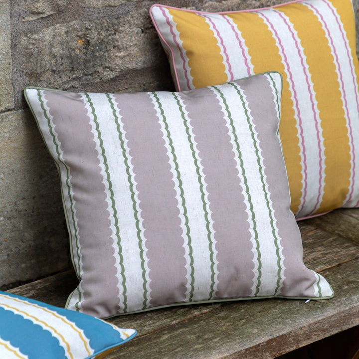Calivana Cushion in Pink/Natural