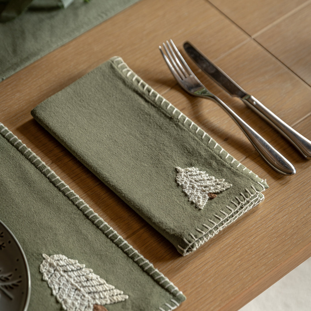 Set of 4 Woodland Embroidered Tree Napkins