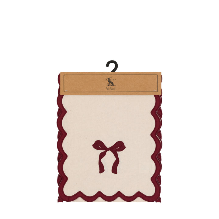Heritage Scallop Bow Table Runner