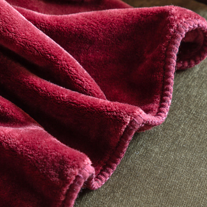 Mulberry Toasty Fleece Throw