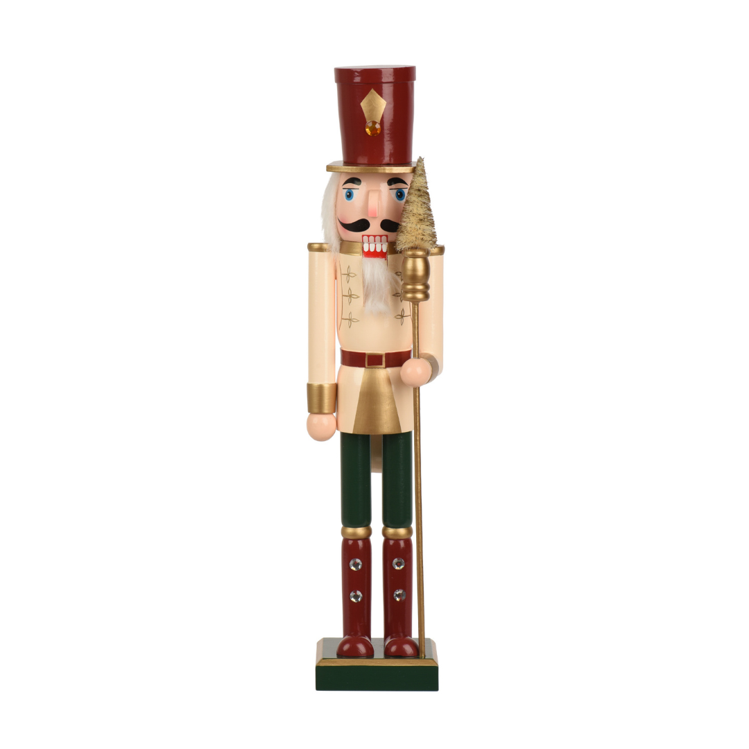 Large Pinewood Tree Nutcracker Red