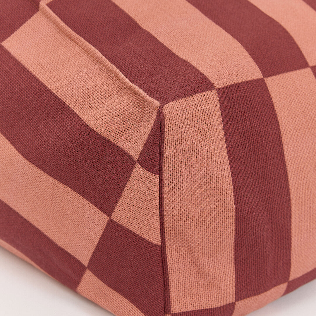 Chelsea sækkestol i Night Blue Velvet fra Nobodinoz