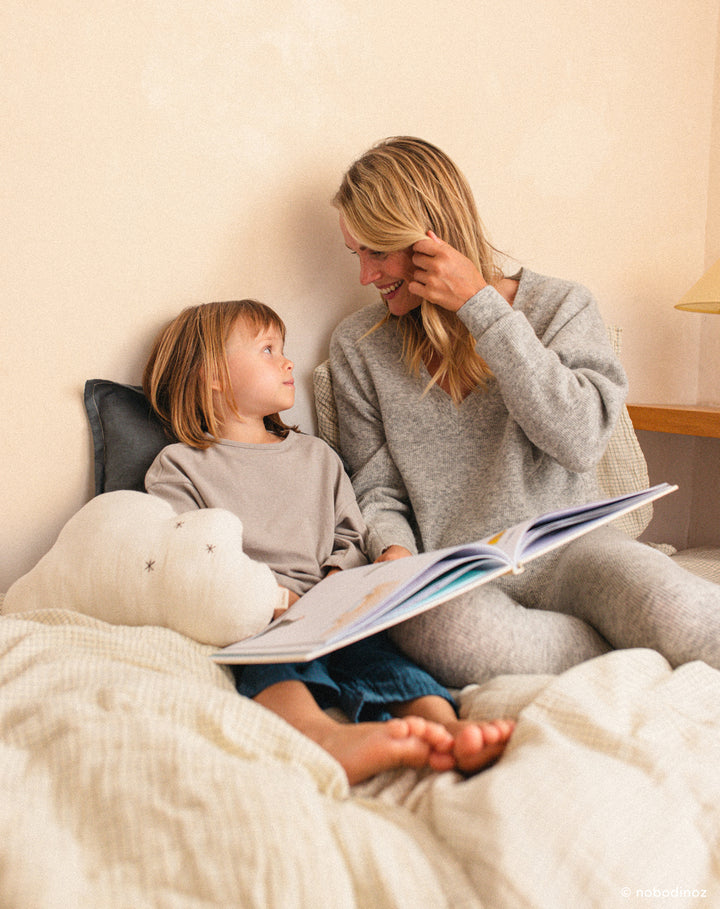 Wabi-Sabi Cloud Cushion Natural fra Nobodinoz