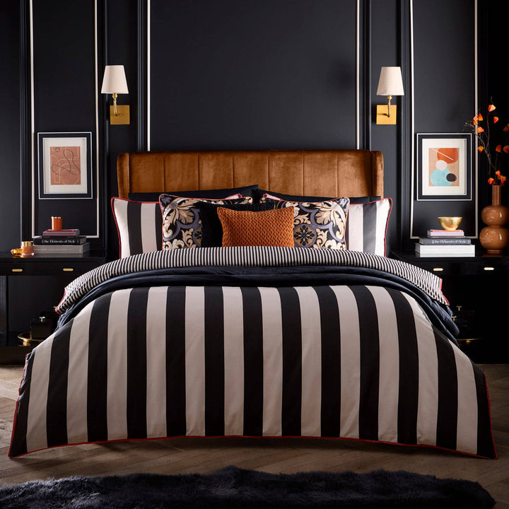 Festivo Circus Stripe Duvet Cover Set by Llewelyn-Bowen Blk
