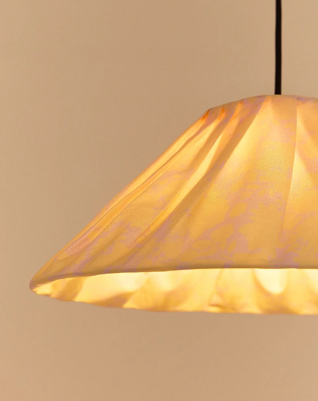 Nododinoz Ava Pleated Lampshade in Yellow Flowers 50cm