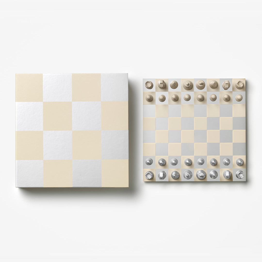 Printworks Classic Art of Chess Game