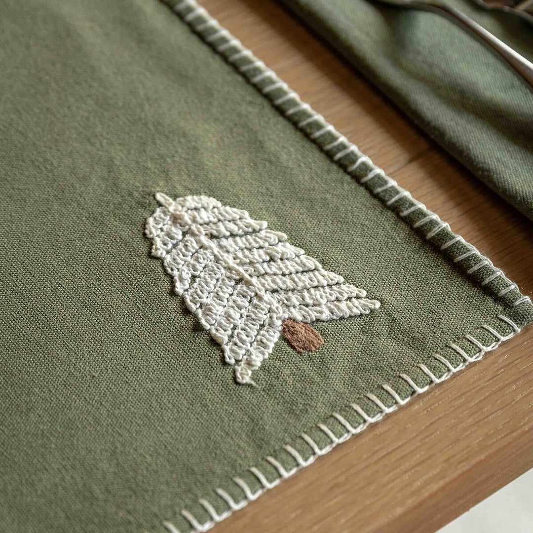 Set of 4 Woodland Embroidered Tree Placemats