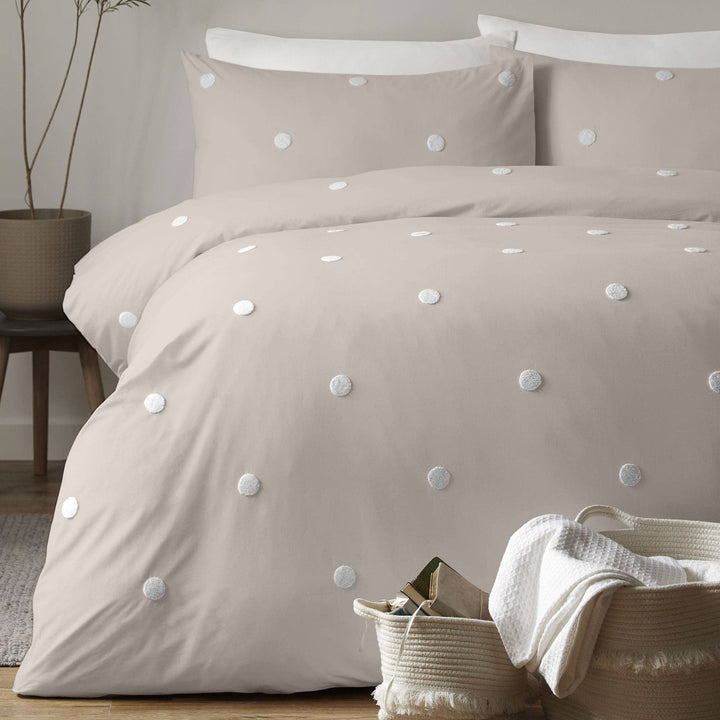 Dot Garden Duvet Cover Set by Appletree in Linen
