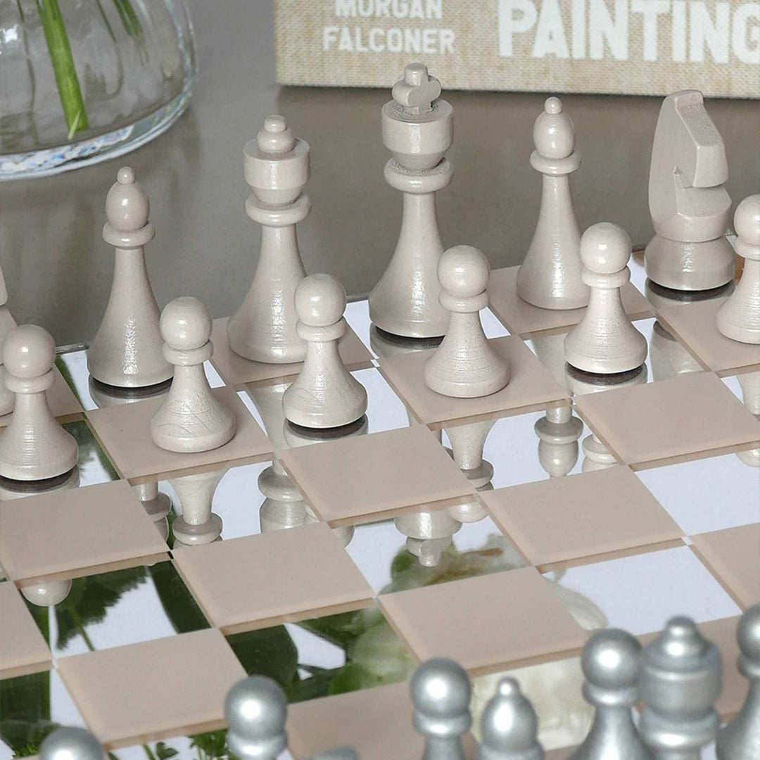 Printworks Classic Art of Chess Game